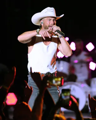 Jake Owen & Rockland Road